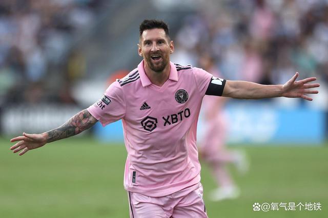 B体育-bsports体育：体育与社交媒体的融合：明星运动员的影响力